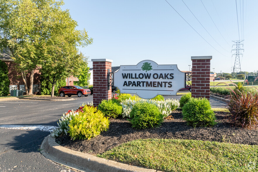 Primary Photo - Willow Oaks Apartments