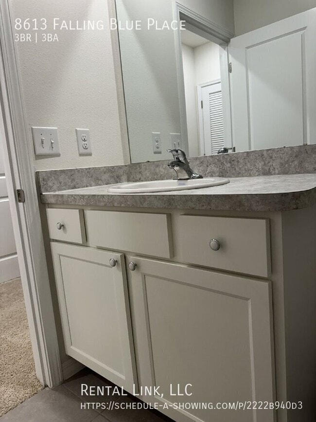 Building Photo - 8613 Falling Blue Pl