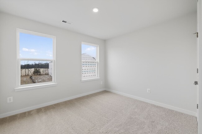 Building Photo - 43 Elmiraj Ct