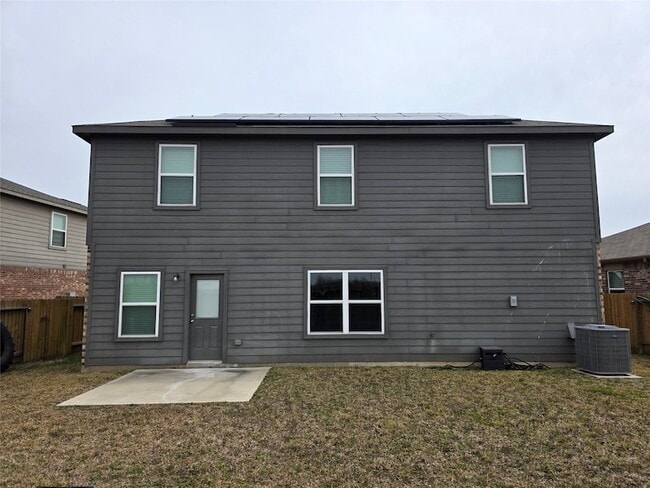 Building Photo - 305 Lone Mountain Dr