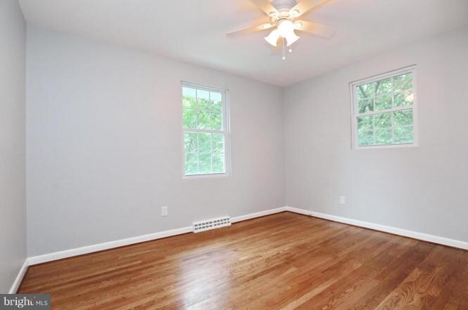 Building Photo - 2609 Dakota St