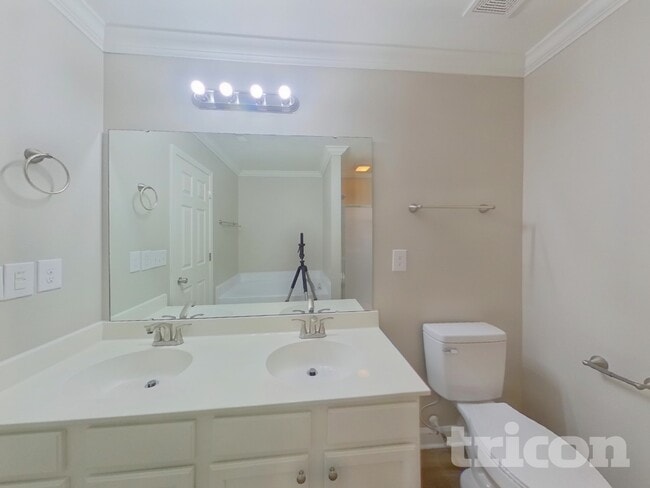 Building Photo - 8450 Ainsworth St