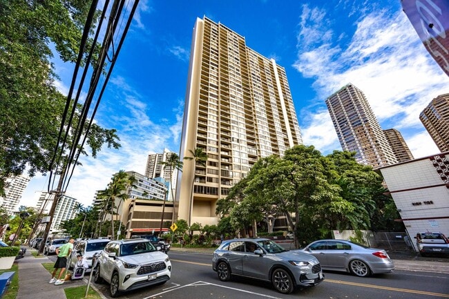 Building Photo - Luxury Waikiki Living with Panoramic Ocean & Sunset Views