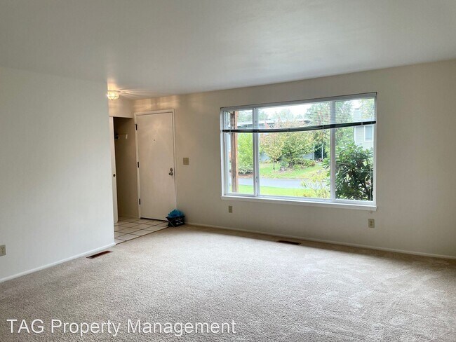 Building Photo - 3 br, 2 bath House - 14219 NE 75th St