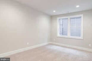 Building Photo - 9683 Parkland Meadow Lane