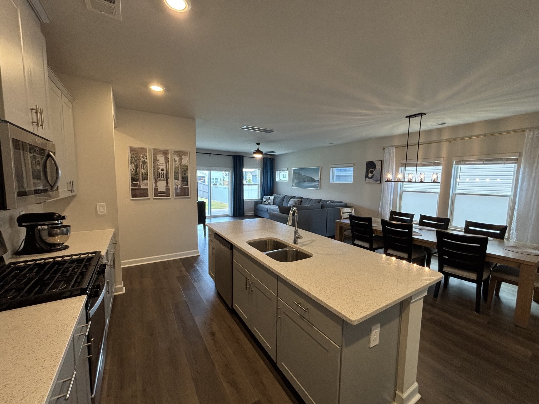Building Photo - 702 Whitebark Dr
