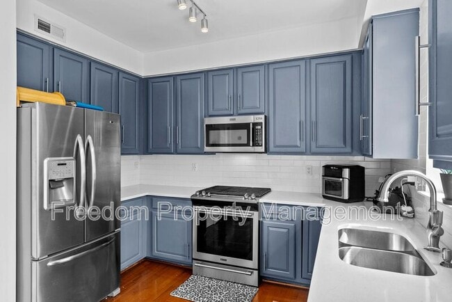 Building Photo - 15305 Brazil Cir