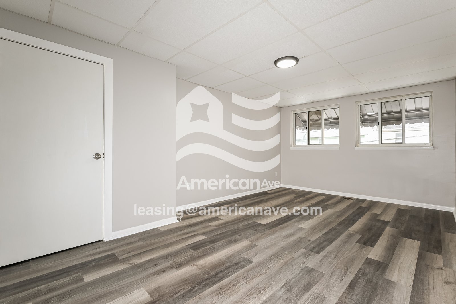 Building Photo - 1009 Woods Run Ave