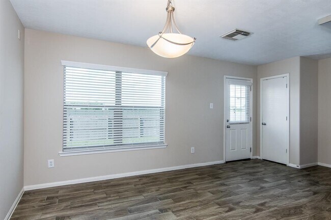 Building Photo - 21311 Carleen Creek Trail