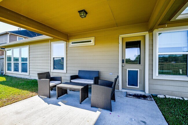 Building Photo - 15462 Signal Ridge Way