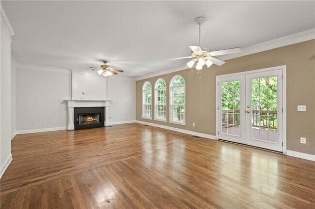 Building Photo - 10950 Kimball Crest Dr