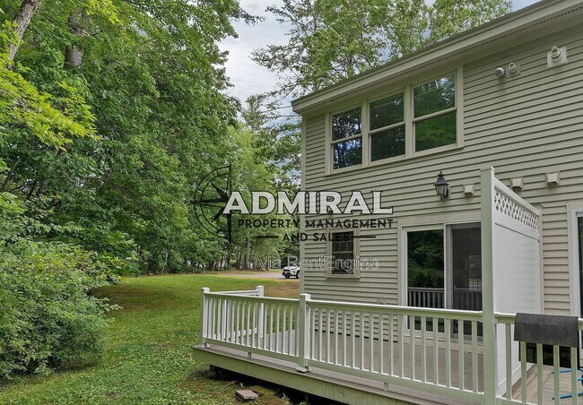 Building Photo - 65 Woodland Green