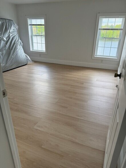 master bedroom - 231 Lake Ave
