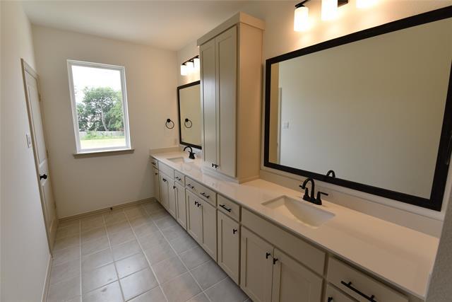 Building Photo - 2817 Chisos Red Rd