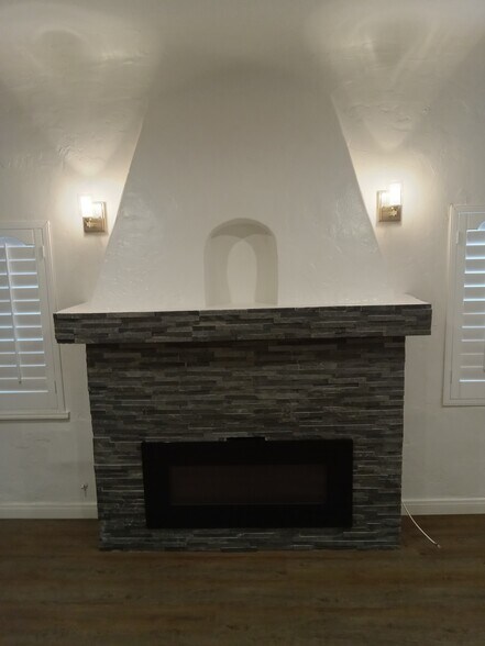 Building Photo - 2216 S Marvin Ave