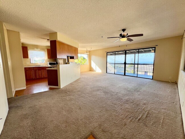 Building Photo - UNFURNISHED 3 BED/2BA PRIVATE HOME WITH OCEAN VIEW