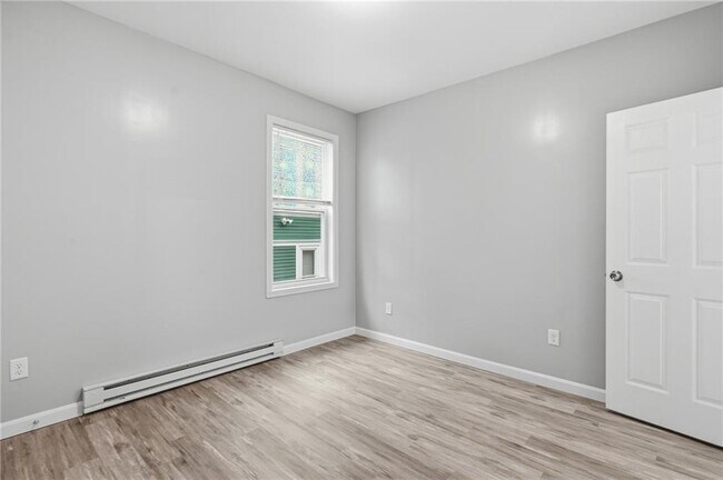 Building Photo - 62 Cypress St