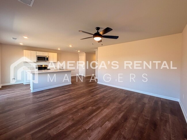 Building Photo - Modern Two Story Living in Lincoln, AL! Sign a 13-month lease by 3/31/2026 and receive a leasing ...