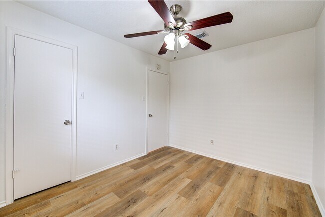 Building Photo - 18418 Arbormont Dr