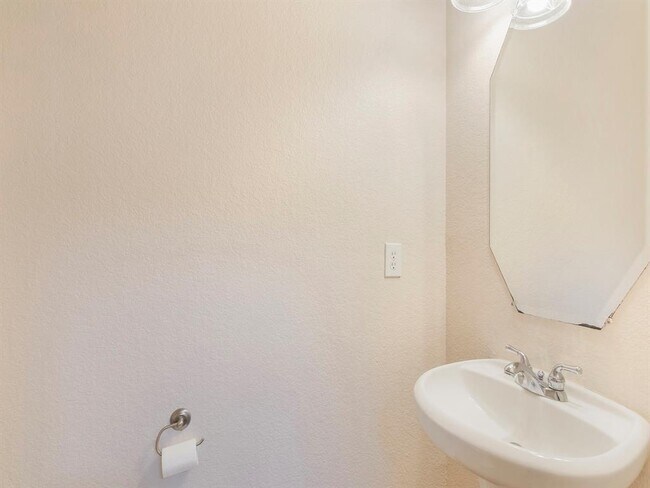 Building Photo - 66 Frontera Cir