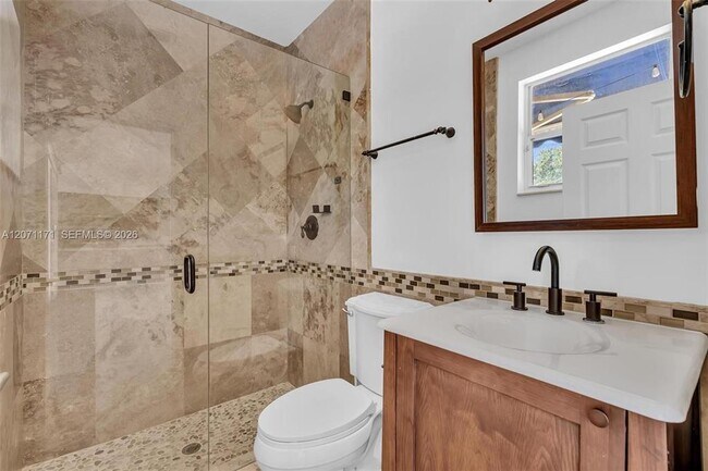 Building Photo - 3433 SW 52nd Ct