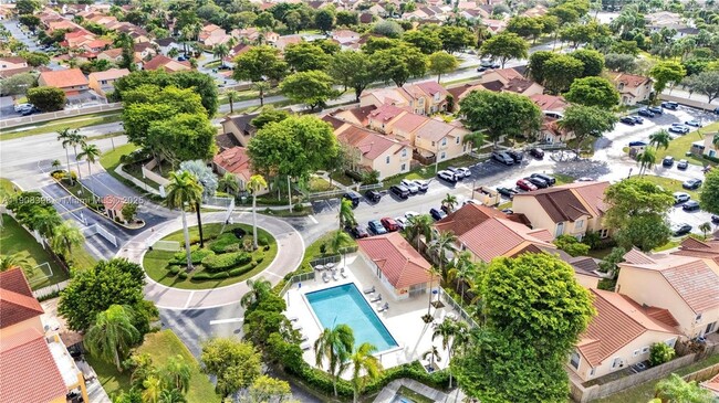 Building Photo - 11037 SW 152nd Ct