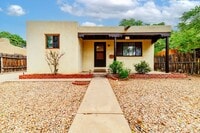 Building Photo - Original Stamm Home in South Capital District