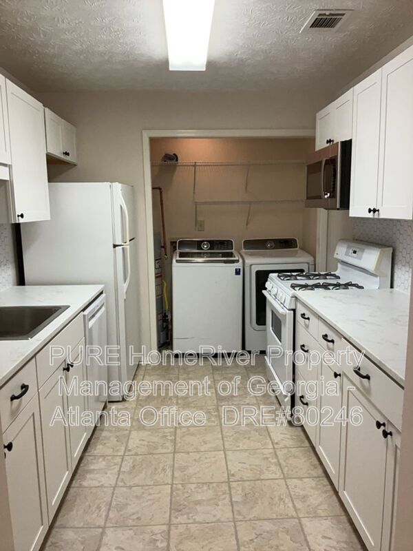 Building Photo - 1505 Augusta Dr