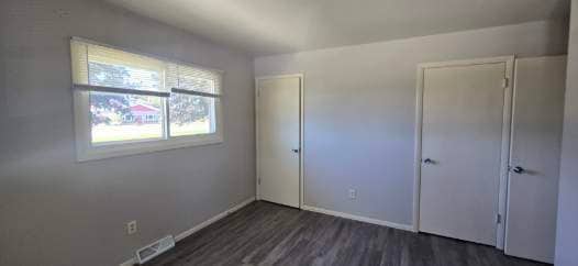 Building Photo - 270 S Riverside Dr
