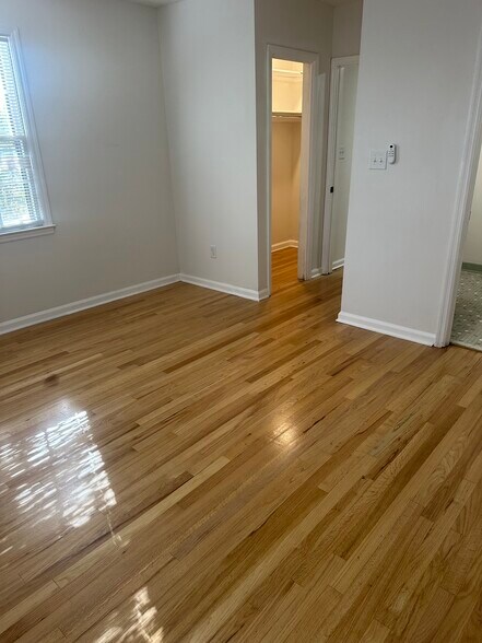 Building Photo - 3414 Peach Orchard Rd