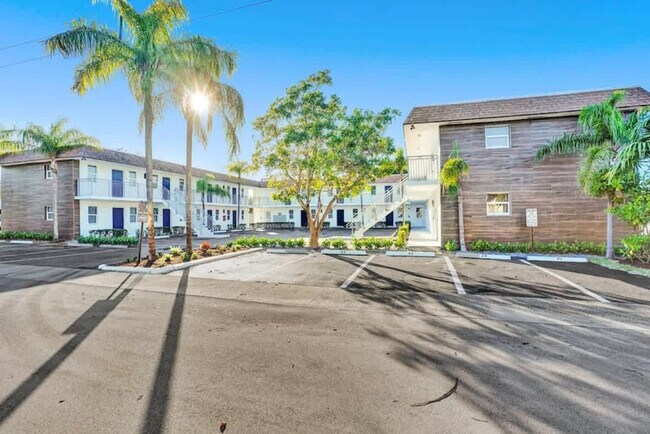 Building Photo - 50 Davie Blvd