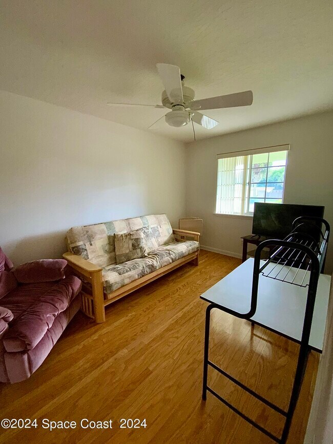 Building Photo - 190 Richards Rd