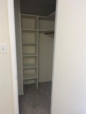 Building Photo - 2420 Dalewood Ln