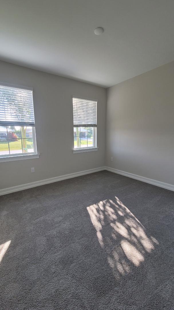 Building Photo - 3930 SW 16th Pl