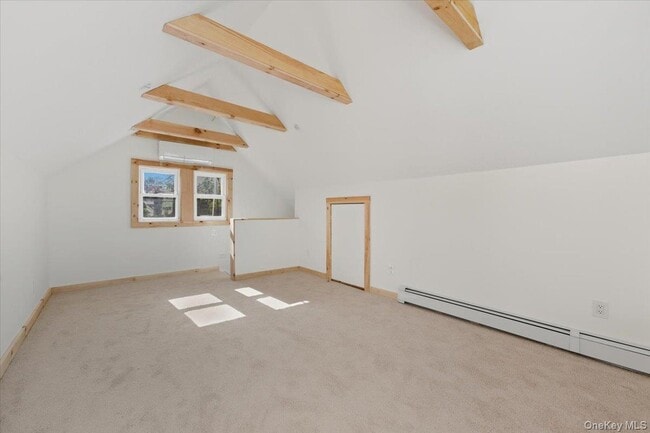 Building Photo - 132 Raymond St