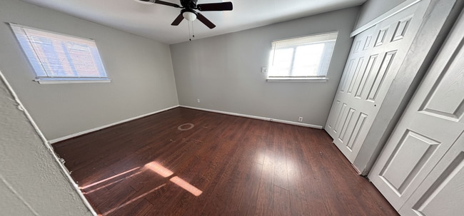 Building Photo - 2037 Beyer Ave