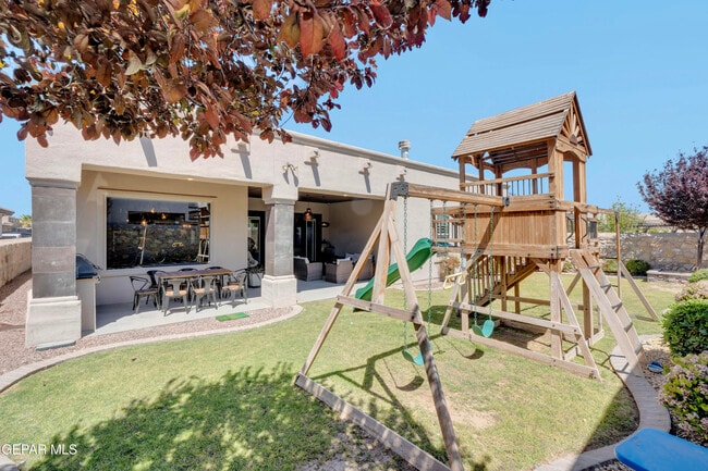 Building Photo - 14812 Long Shadow Ave