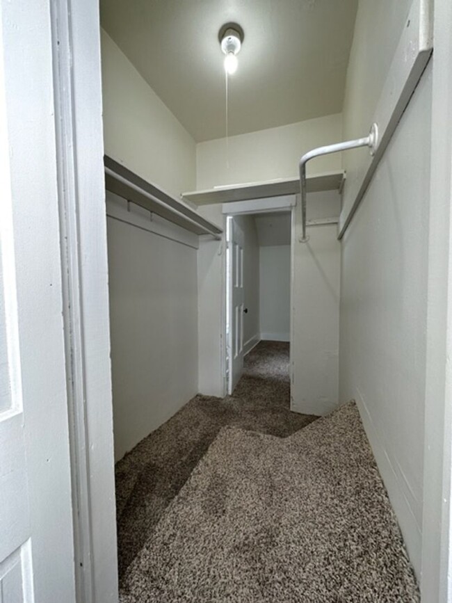 Building Photo - 2707 Forest Ave