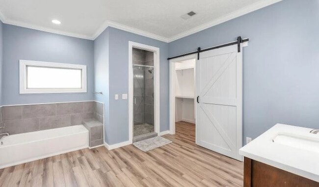 Building Photo - 177 Charles Latham Dr