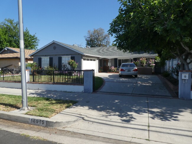 Building Photo - 18915 Chase St