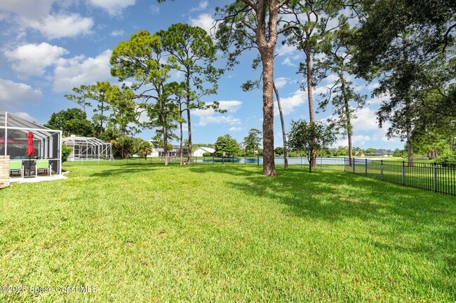 Building Photo - 3897 Peacock Dr