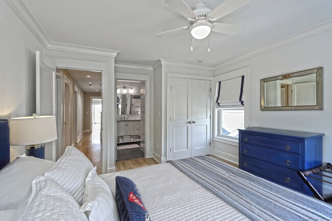 Building Photo - 41 Melba St