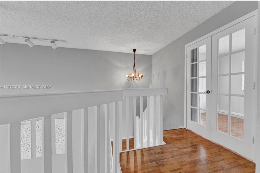 Building Photo - 15575 Miami Lakeway N