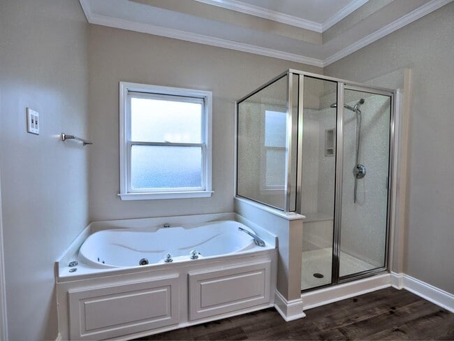 Building Photo - 3221 Summer Stream Ln