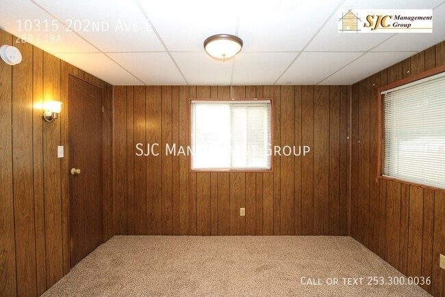 Building Photo - Single wide for rent in Bonney Lake, on La...