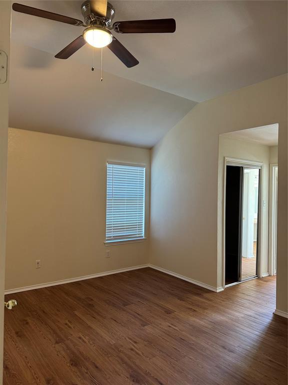 Building Photo - 414 Darkwoods Dr