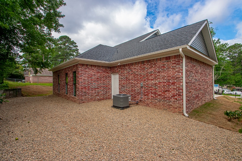 Building Photo - 1208 N Olive St