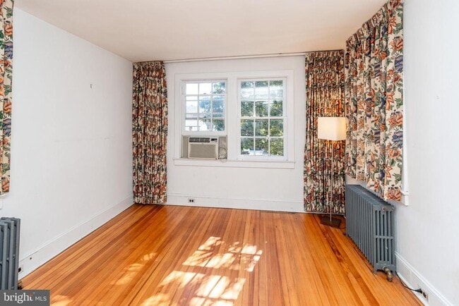 Building Photo - 45 York St