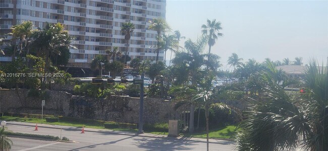 Building Photo - 1985 S Ocean Dr