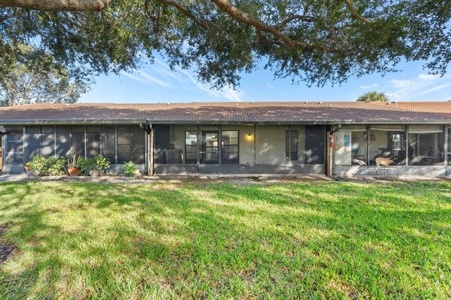 Building Photo - 7360 Ulmerton Rd